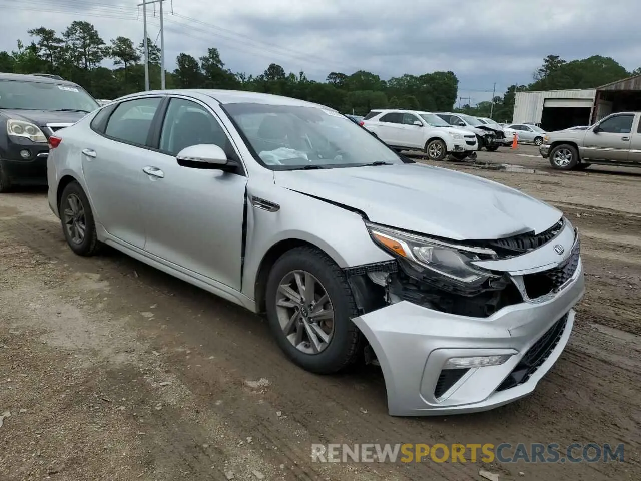 4 Photograph of a damaged car 5XXGT4L38LG414715 KIA OPTIMA 2020