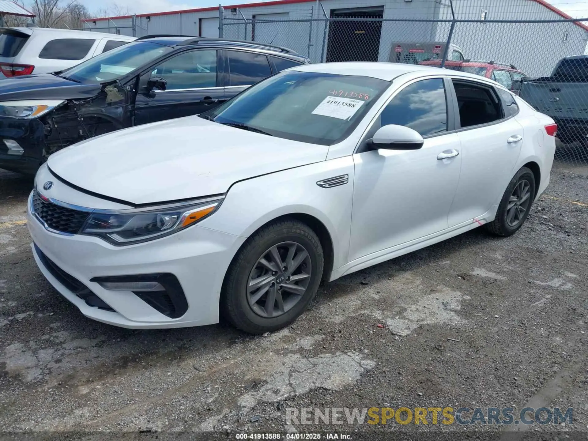 2 Photograph of a damaged car 5XXGT4L38LG415878 KIA OPTIMA 2020