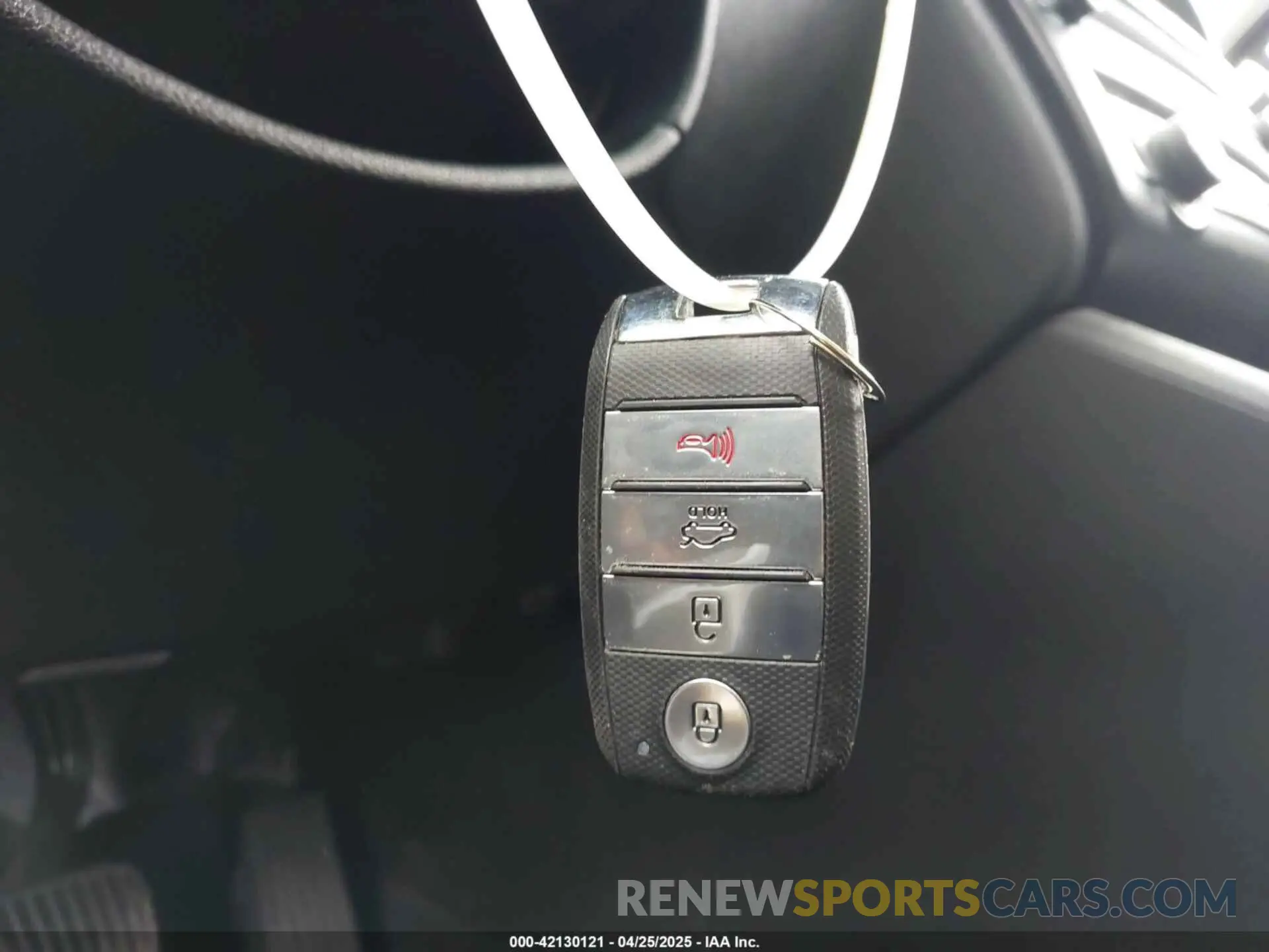 11 Фотография поврежденного автомобиля 5XXGT4L38LG419204 KIA OPTIMA 2020