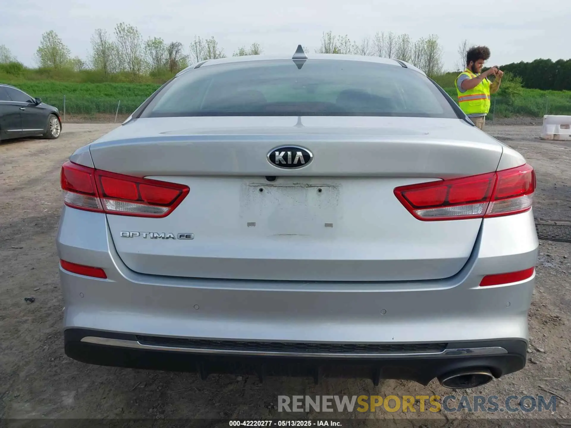 15 Photograph of a damaged car 5XXGT4L38LG444734 KIA OPTIMA 2020