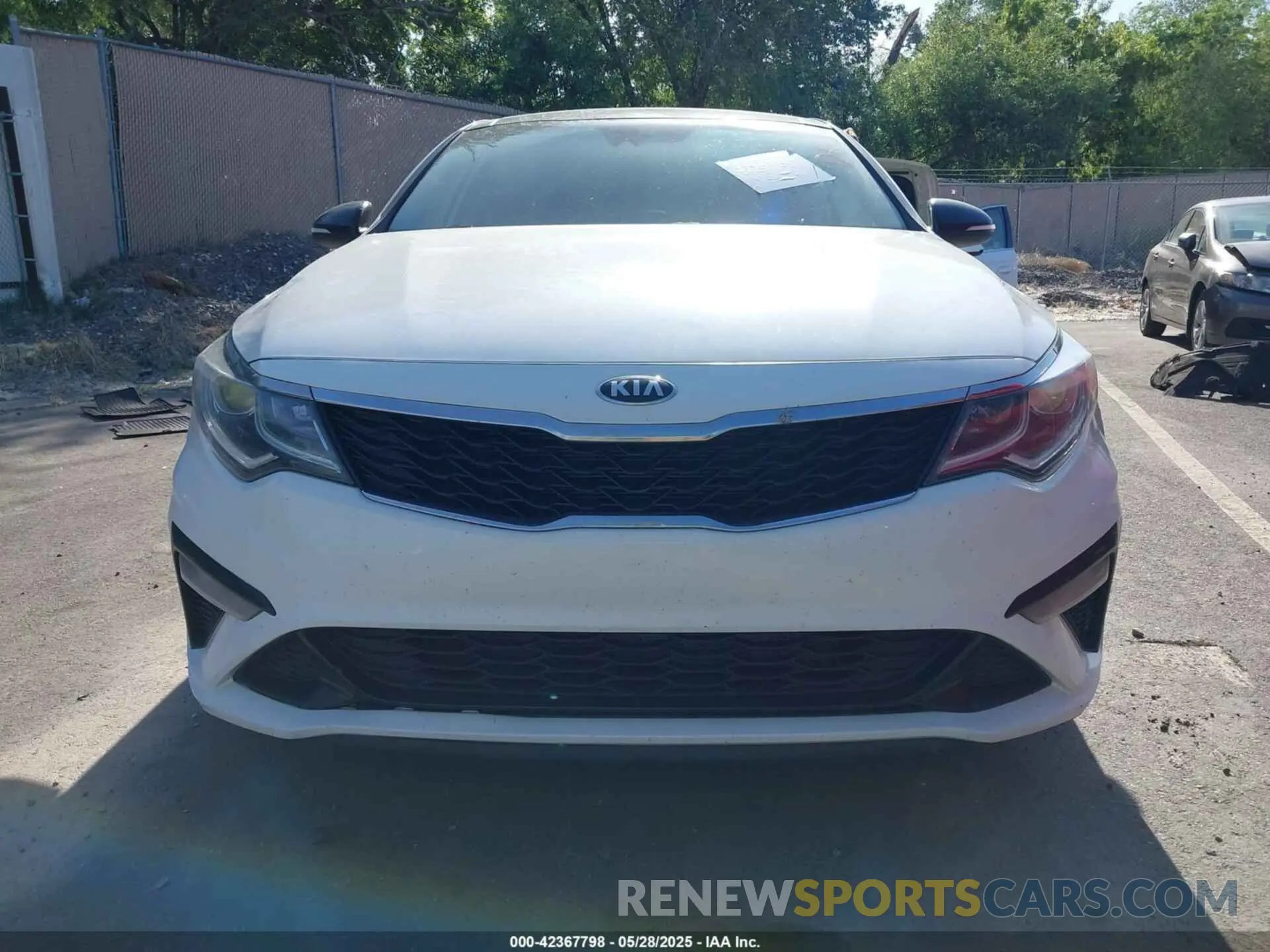 11 Фотография поврежденного автомобиля 5XXGT4L38LG447469 KIA OPTIMA 2020