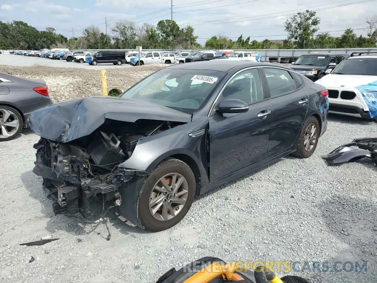 1 Photograph of a damaged car 5XXGT4L39LG384382 KIA OPTIMA 2020