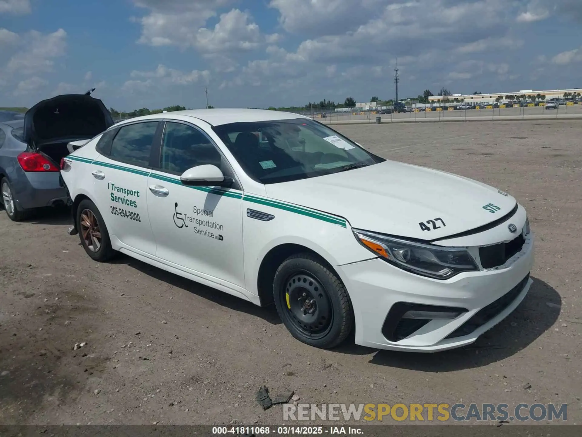 1 Фотография поврежденного автомобиля 5XXGT4L39LG384687 KIA OPTIMA 2020
