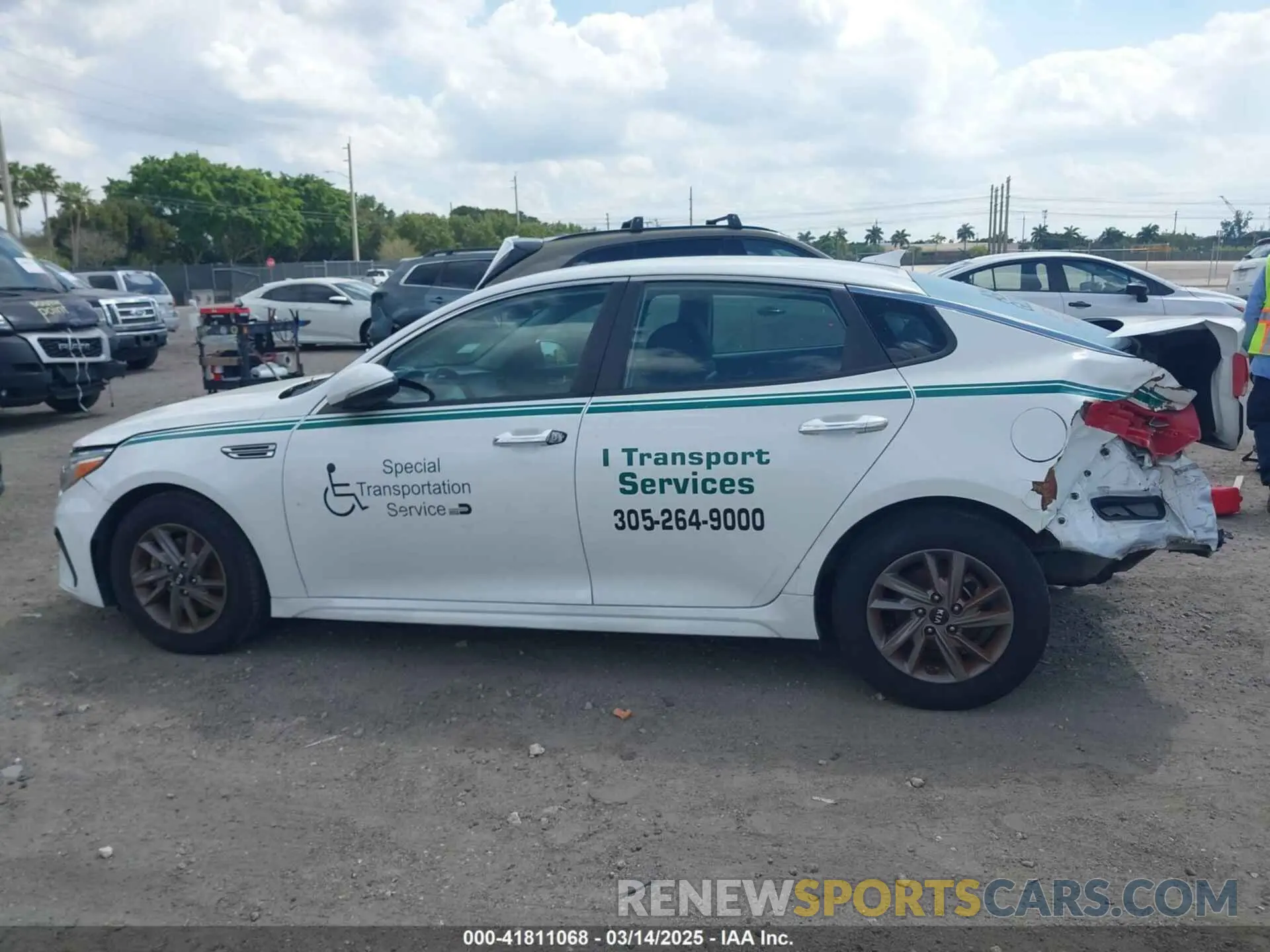 14 Фотография поврежденного автомобиля 5XXGT4L39LG384687 KIA OPTIMA 2020