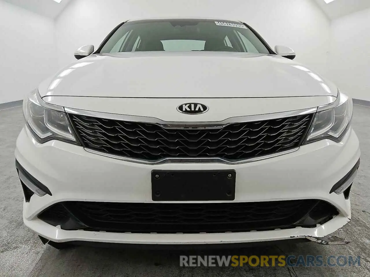 5 Photograph of a damaged car 5XXGT4L39LG392966 KIA OPTIMA 2020