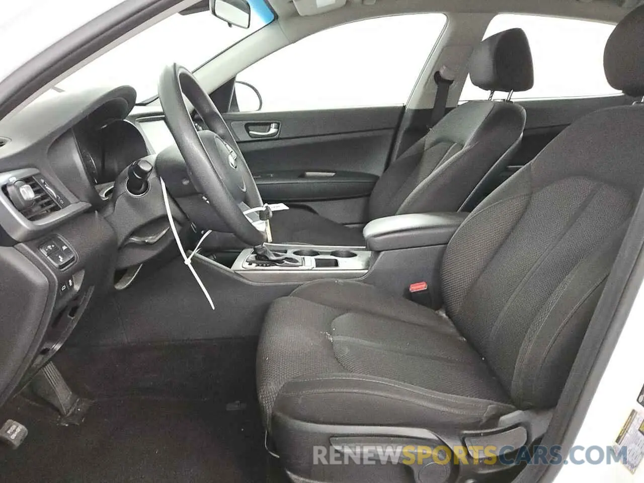 7 Photograph of a damaged car 5XXGT4L39LG392966 KIA OPTIMA 2020