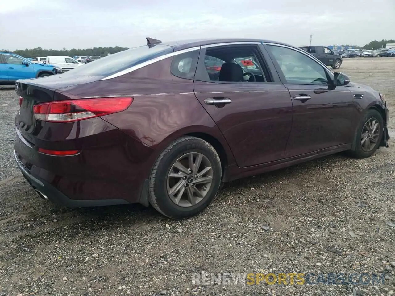 3 Photograph of a damaged car 5XXGT4L39LG396418 KIA OPTIMA 2020