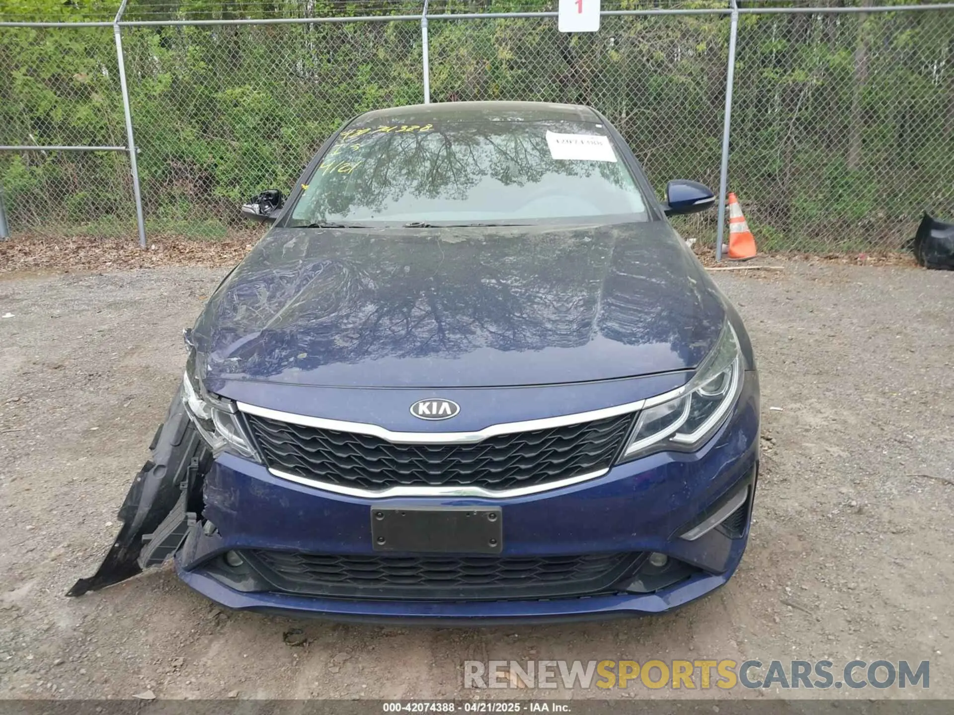 12 Photograph of a damaged car 5XXGT4L39LG404890 KIA OPTIMA 2020