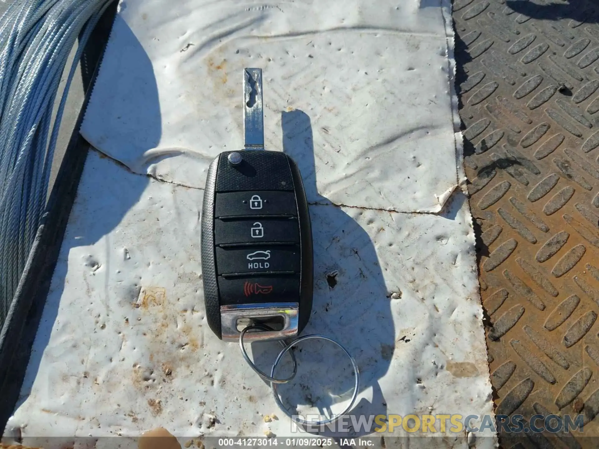11 Фотография поврежденного автомобиля 5XXGT4L39LG409992 KIA OPTIMA 2020