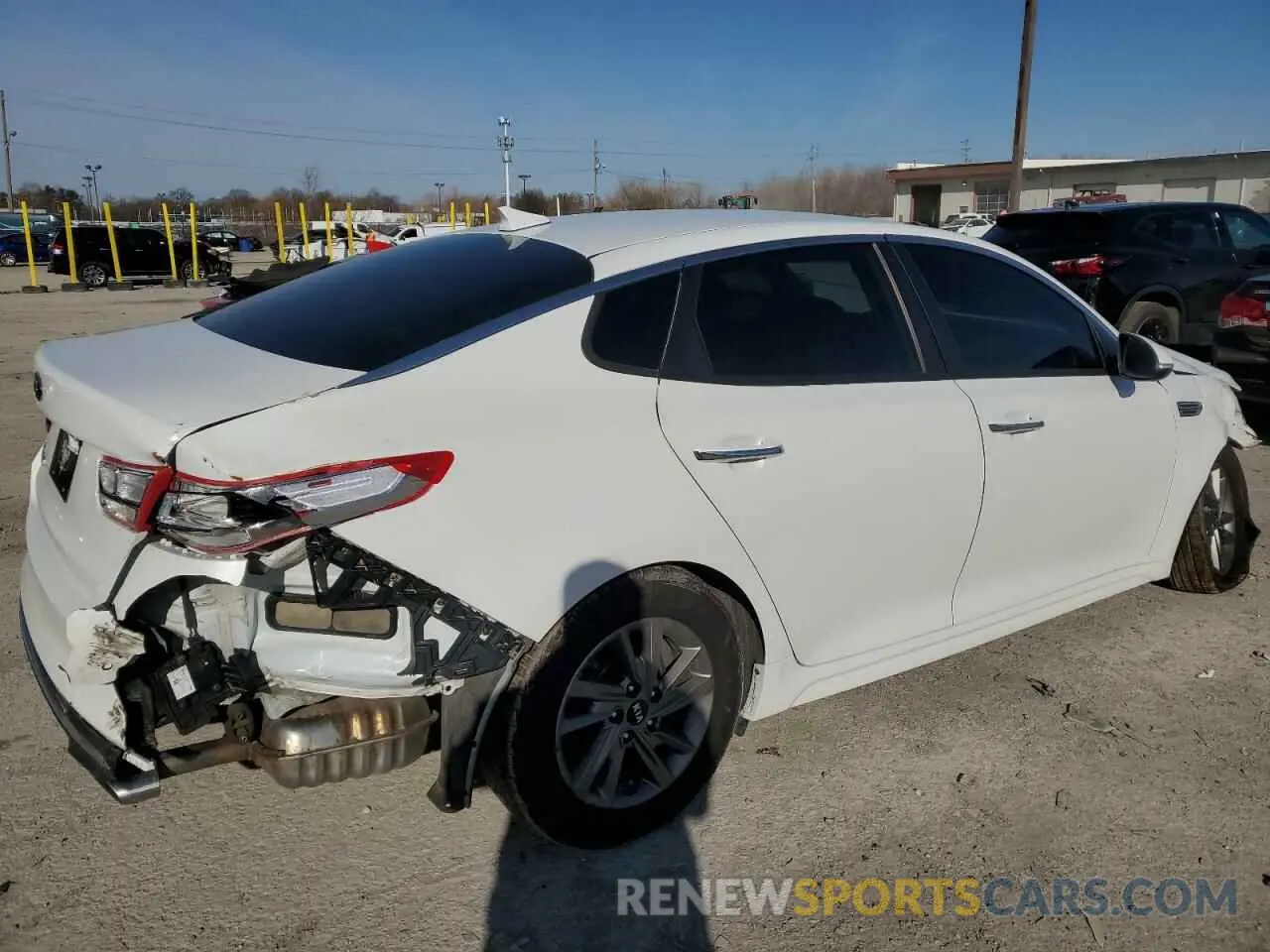 3 Фотография поврежденного автомобиля 5XXGT4L39LG430020 KIA OPTIMA 2020