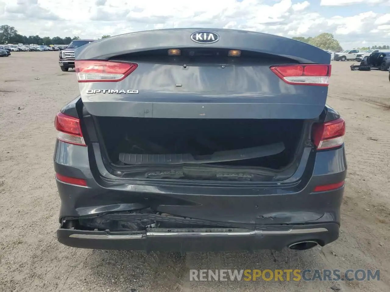 6 Photograph of a damaged car 5XXGT4L39LG430261 KIA OPTIMA 2020