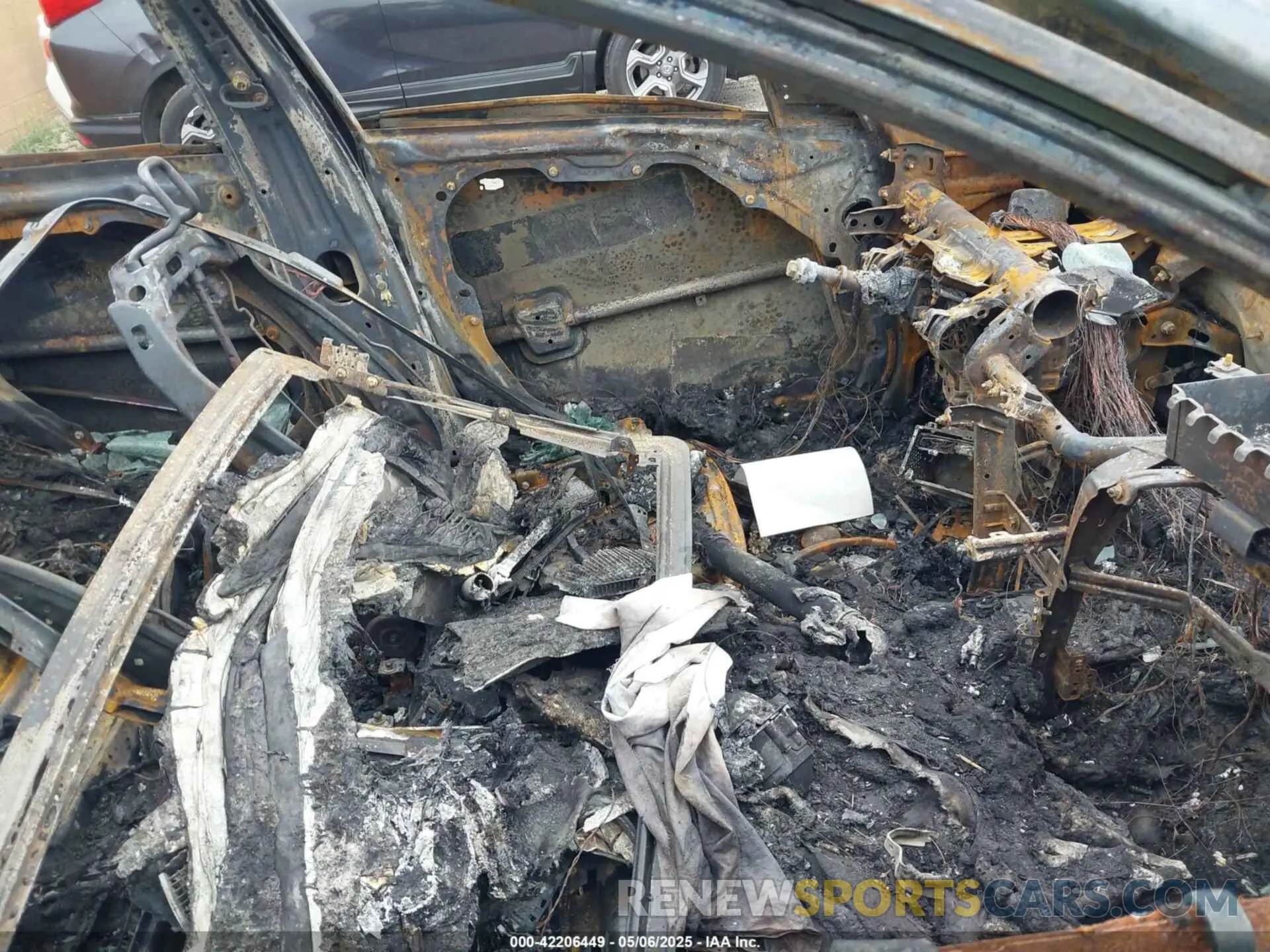 5 Photograph of a damaged car 5XXGT4L39LG438313 KIA OPTIMA 2020