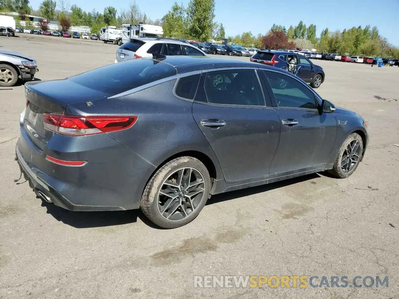 3 Фотография поврежденного автомобиля 5XXGT4L39LG440580 KIA OPTIMA 2020