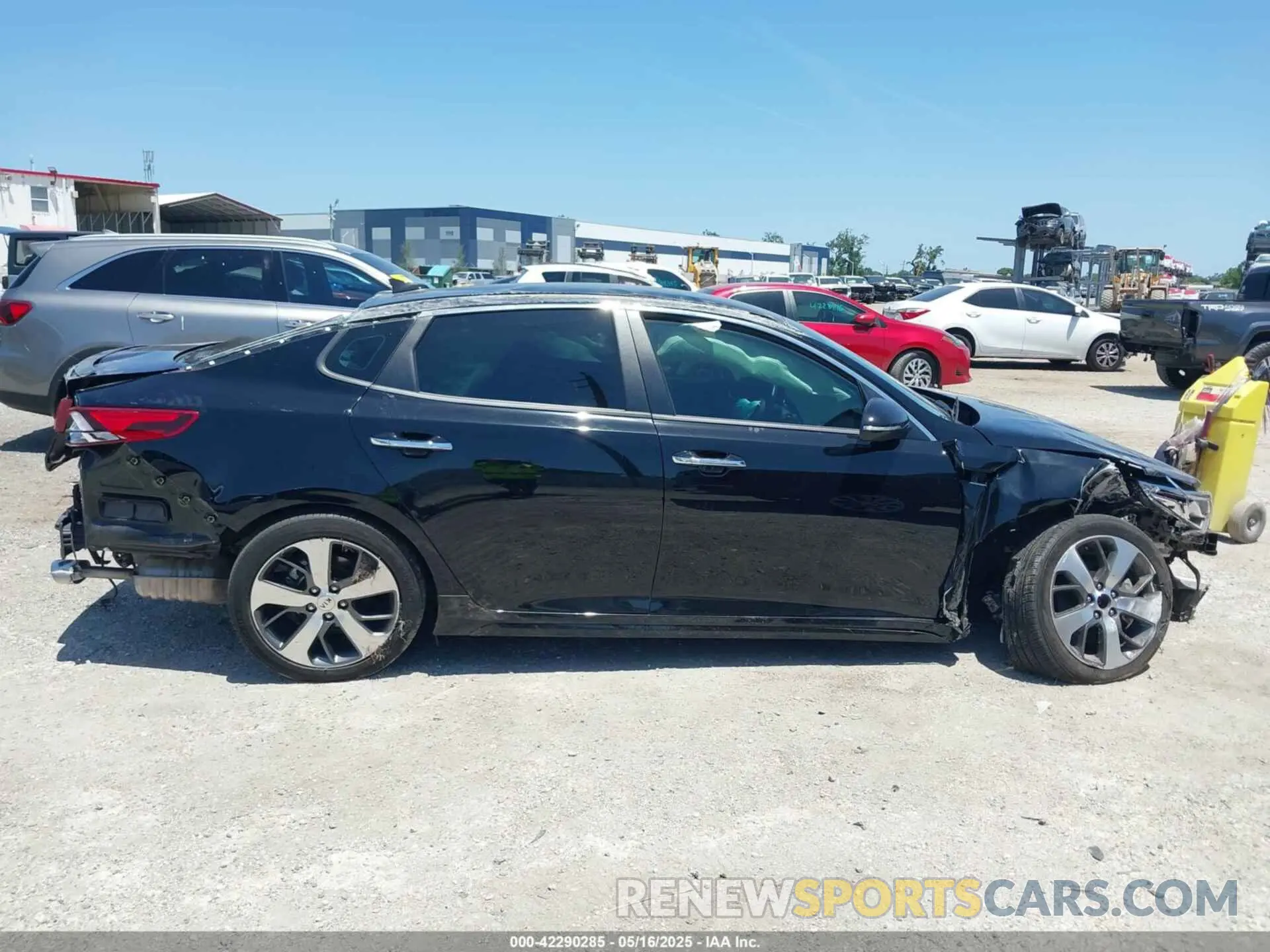 13 Photograph of a damaged car 5XXGT4L39LG447058 KIA OPTIMA 2020