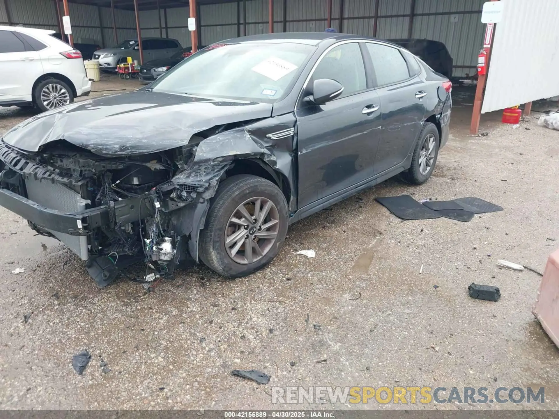 6 Photograph of a damaged car 5XXGT4L3XLG392667 KIA OPTIMA 2020