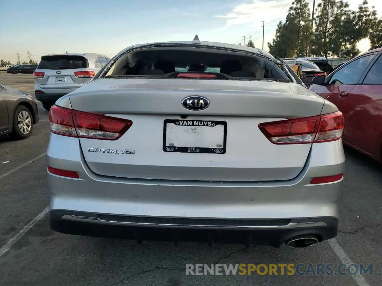 6 Фотография поврежденного автомобиля 5XXGT4L3XLG432357 KIA OPTIMA 2020