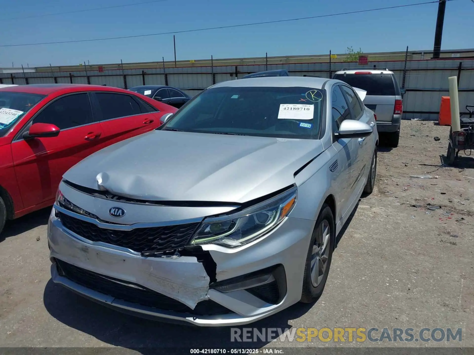 2 Фотография поврежденного автомобиля 5XXGT4L3XLG445335 KIA OPTIMA 2020