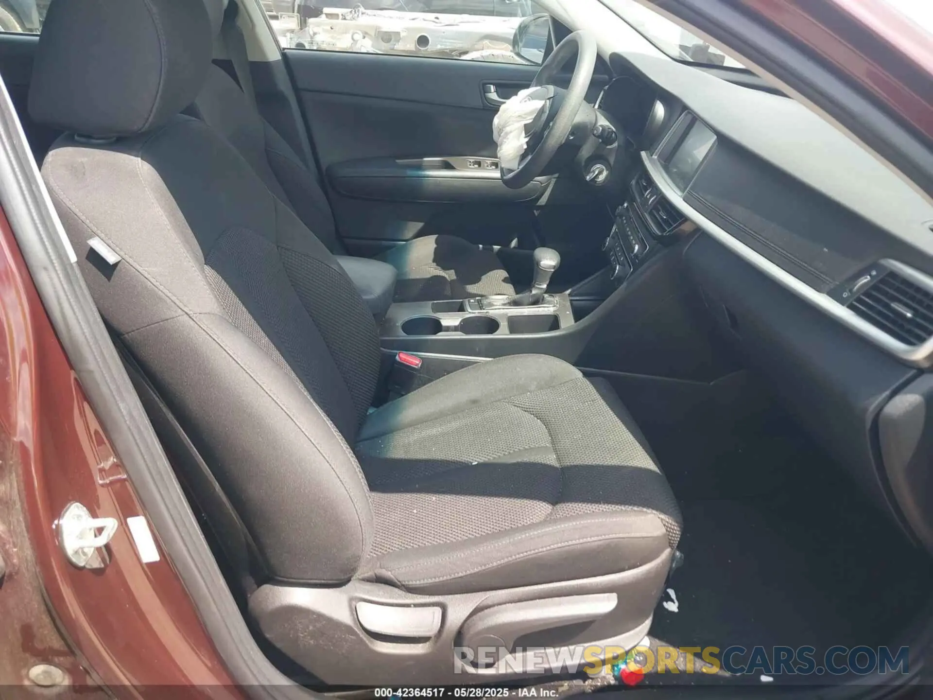 5 Фотография поврежденного автомобиля 5XXGT4L3XLG451491 KIA OPTIMA 2020