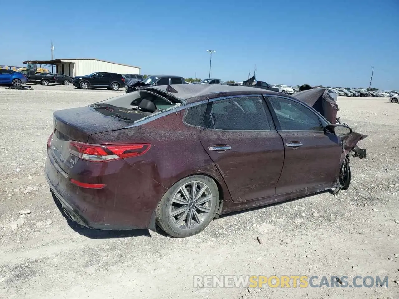 3 Фотография поврежденного автомобиля 5XXGU4L17LG393965 KIA OPTIMA 2020