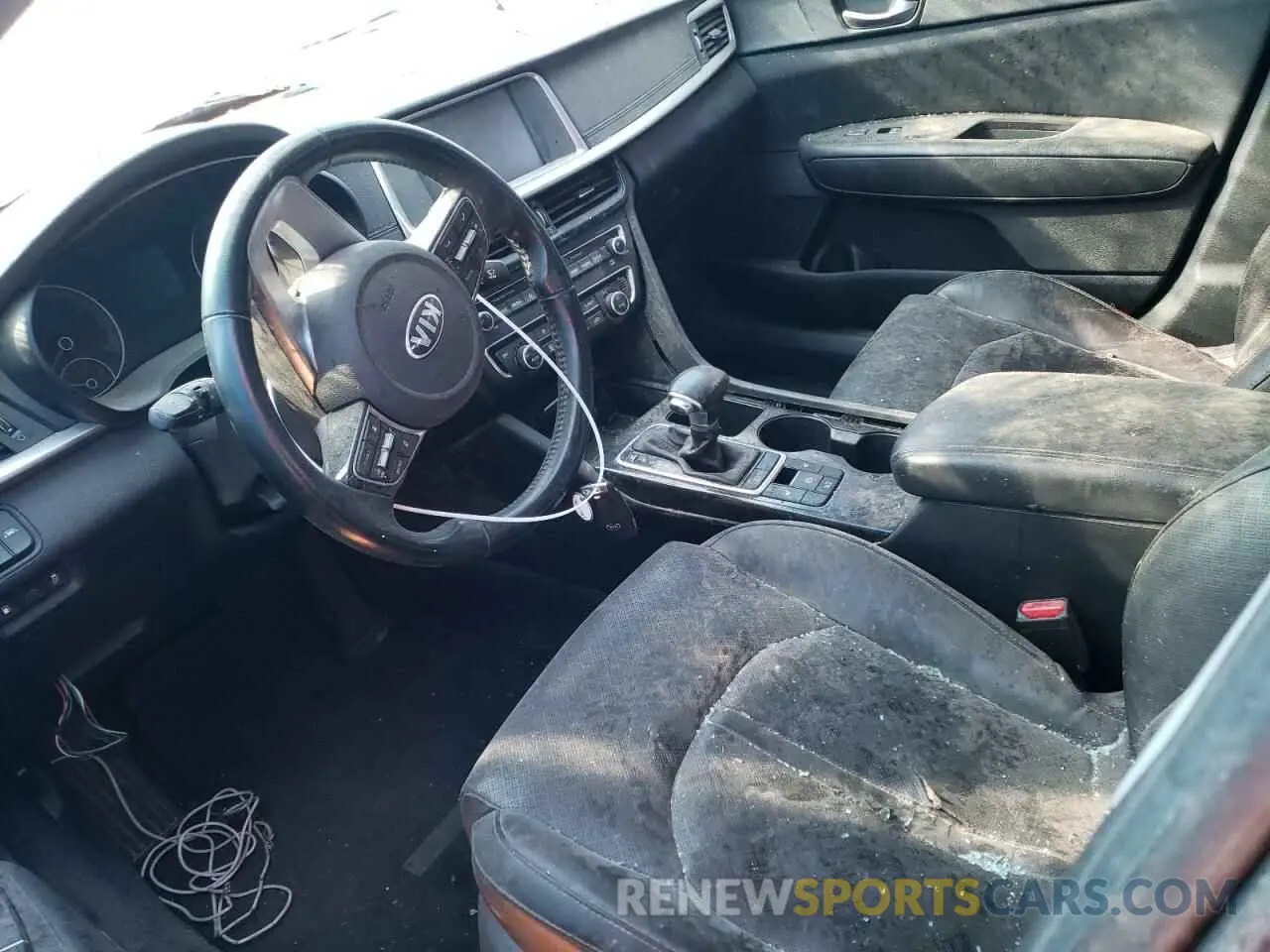 7 Фотография поврежденного автомобиля 5XXGU4L17LG393965 KIA OPTIMA 2020