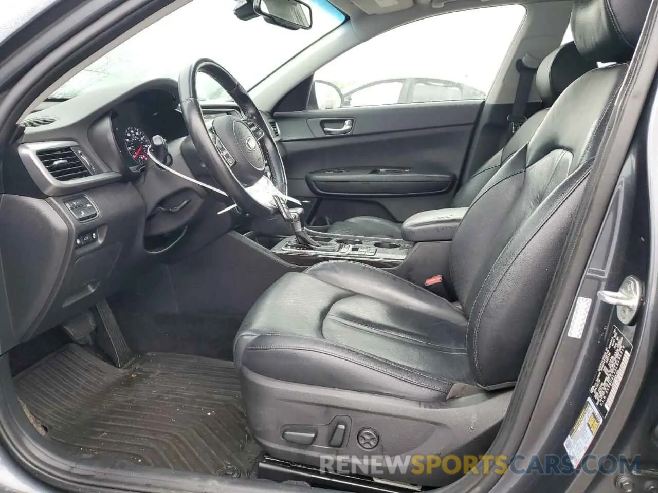 7 Photograph of a damaged car 5XXGU4L1XLG406210 KIA OPTIMA 2020