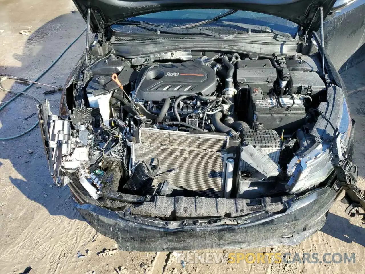 12 Photograph of a damaged car 5XXGW4L29LG402524 KIA OPTIMA 2020
