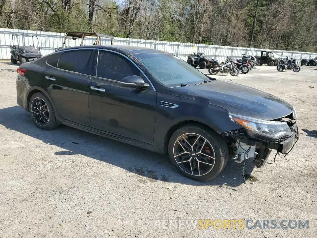 4 Photograph of a damaged car 5XXGW4L2XLG408199 KIA OPTIMA 2020