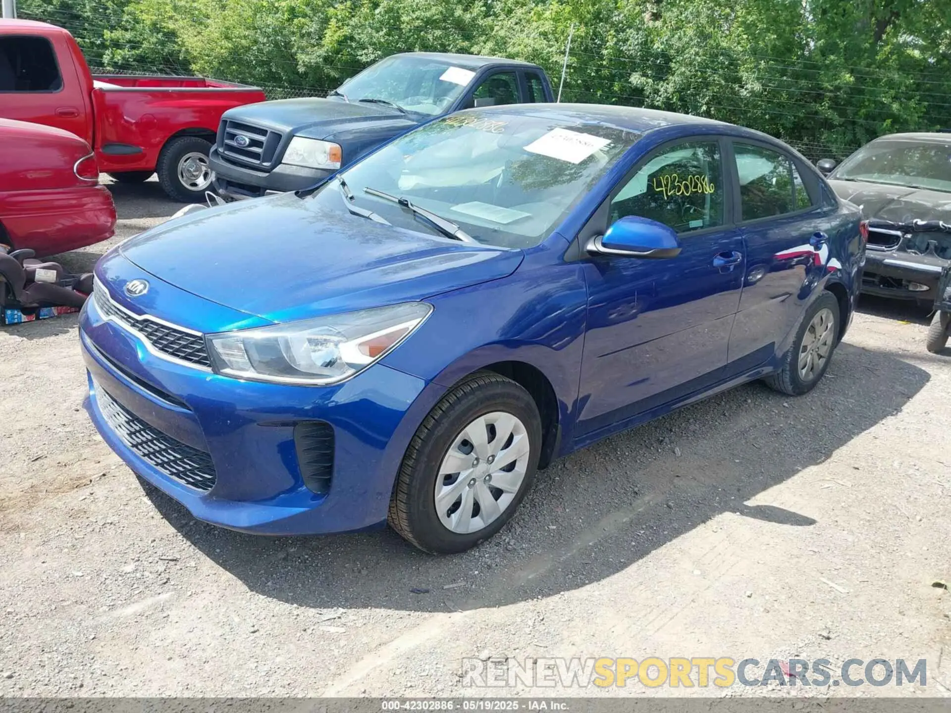 2 Photograph of a damaged car 3KPA24AB0KE200392 KIA RIO 2019