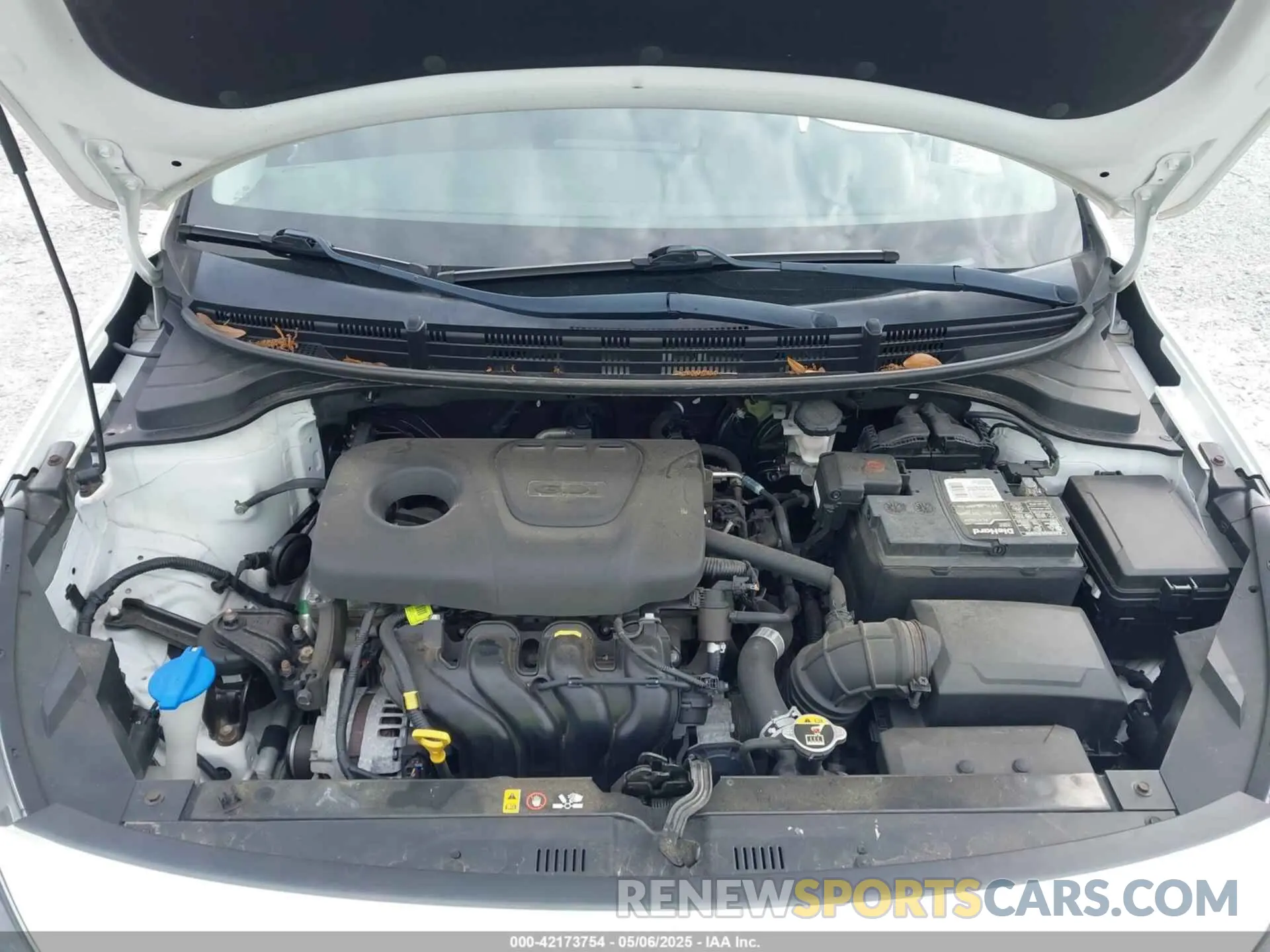 10 Photograph of a damaged car 3KPA24AB1KE161621 KIA RIO 2019