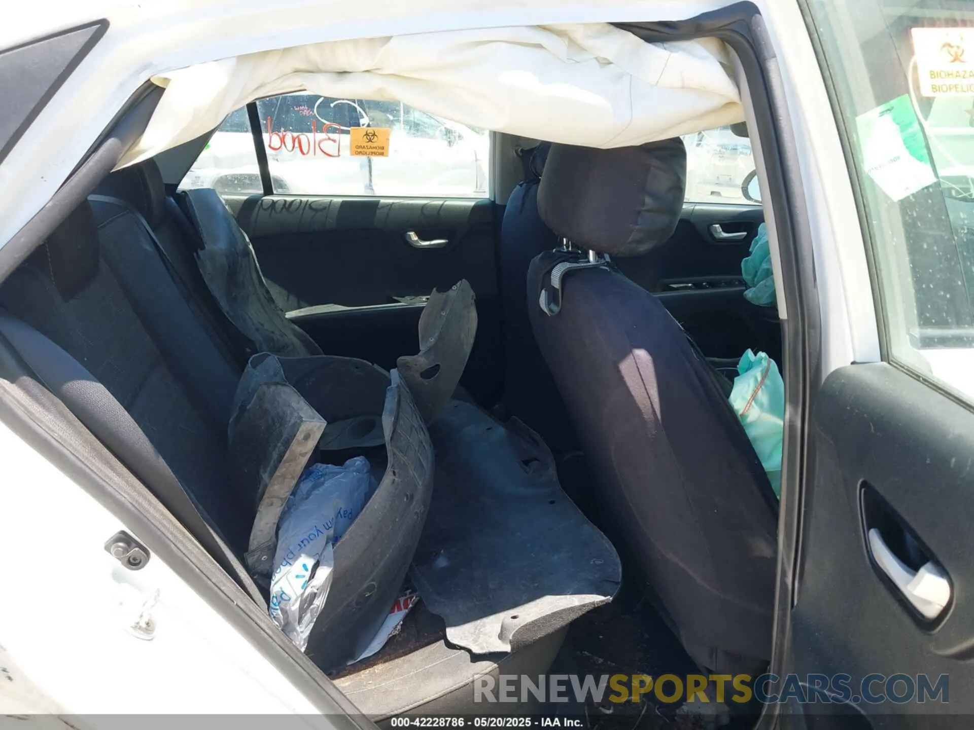 8 Фотография поврежденного автомобиля 3KPA24AB1KE211207 KIA RIO 2019