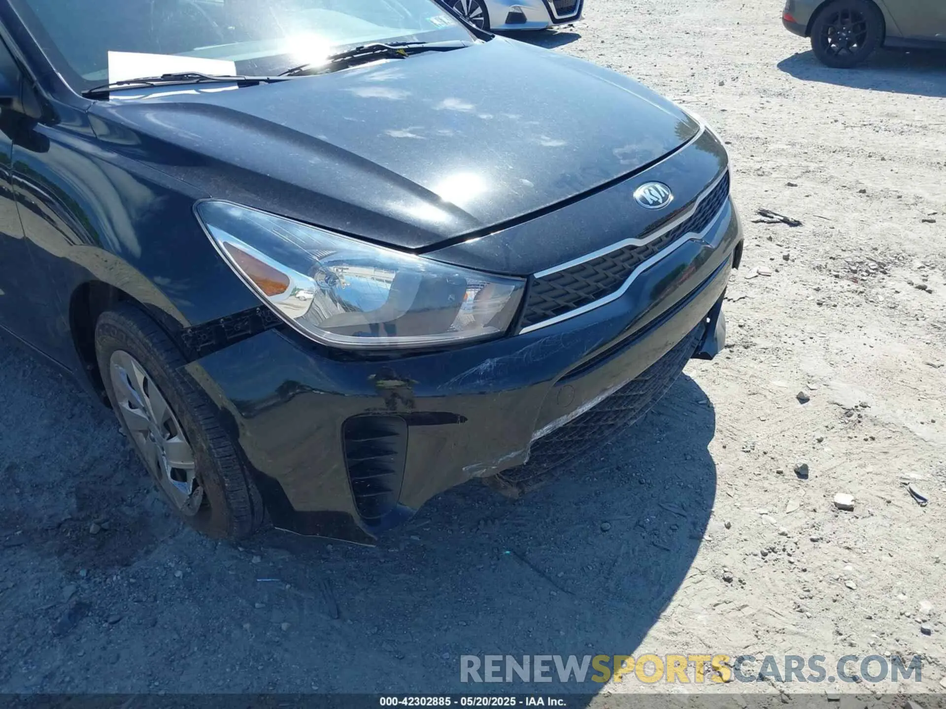 19 Photograph of a damaged car 3KPA24AB2KE218442 KIA RIO 2019