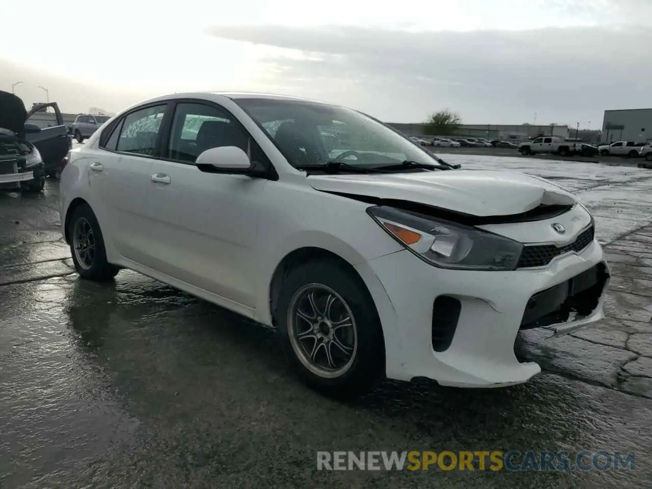 4 Photograph of a damaged car 3KPA24AB3KE204095 KIA RIO 2019