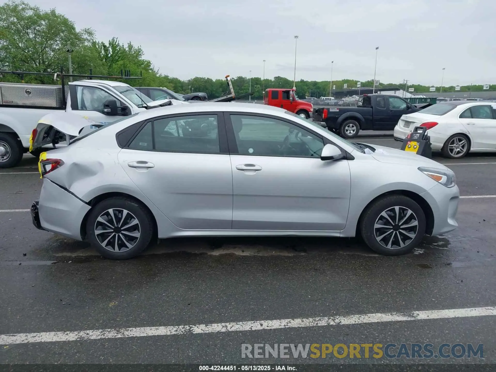 13 Фотография поврежденного автомобиля 3KPA24AB5KE227250 KIA RIO 2019