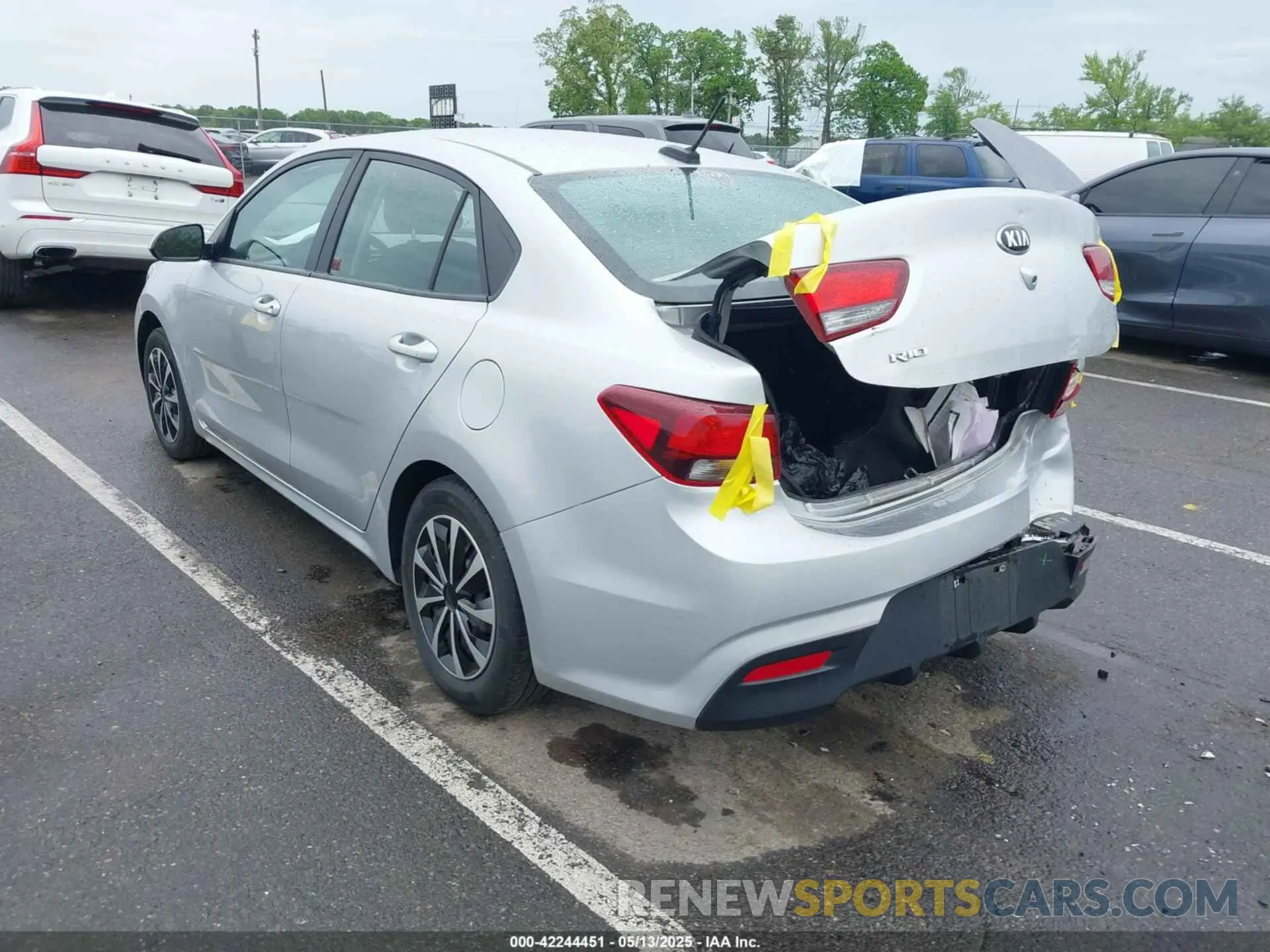 3 Фотография поврежденного автомобиля 3KPA24AB5KE227250 KIA RIO 2019