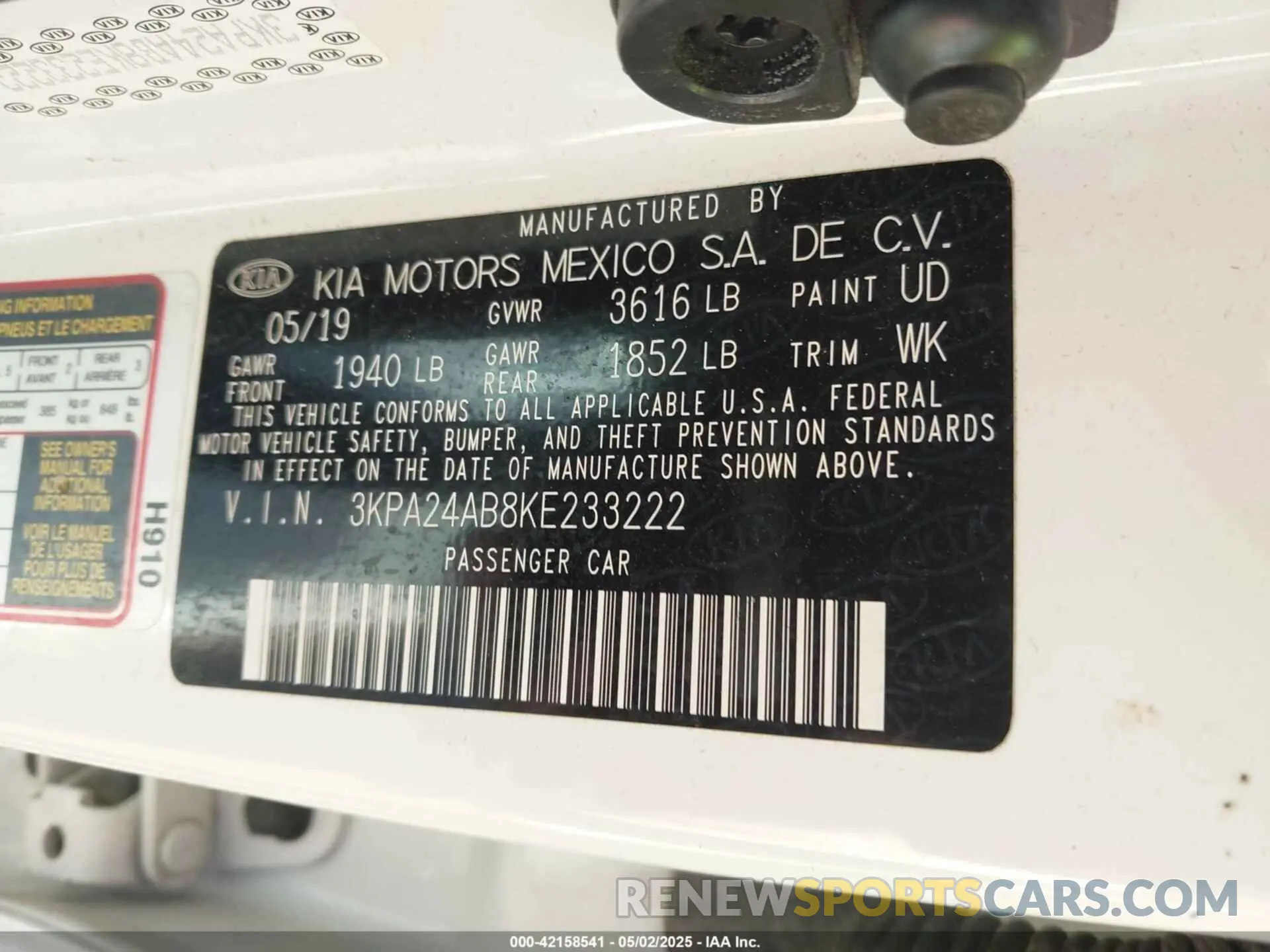 9 Photograph of a damaged car 3KPA24AB8KE233222 KIA RIO 2019