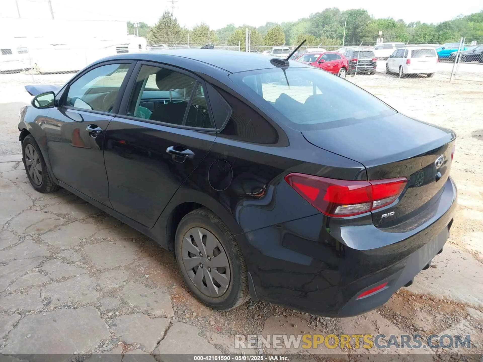 3 Photograph of a damaged car 3KPA24AB8KE252269 KIA RIO 2019