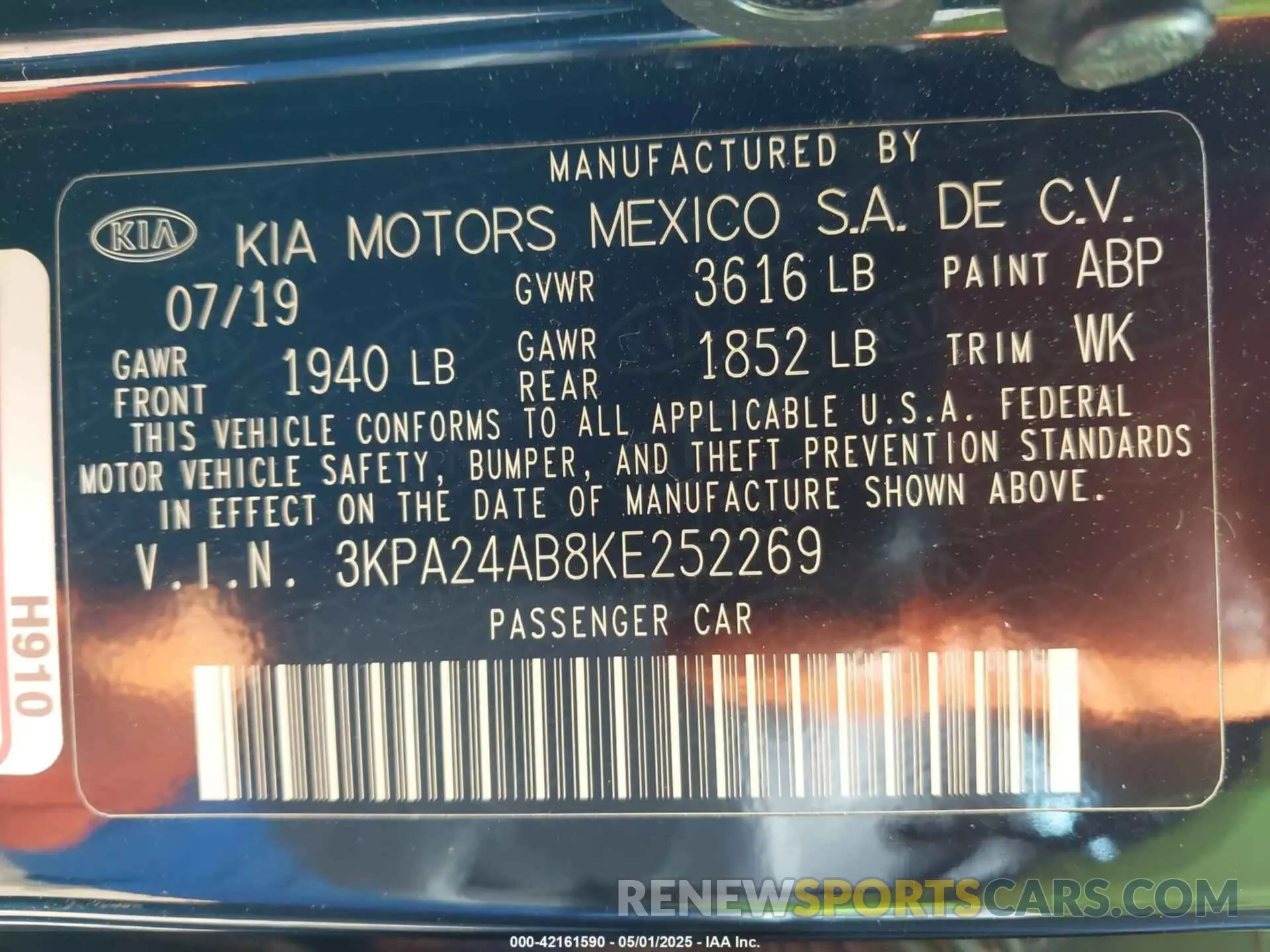 9 Photograph of a damaged car 3KPA24AB8KE252269 KIA RIO 2019