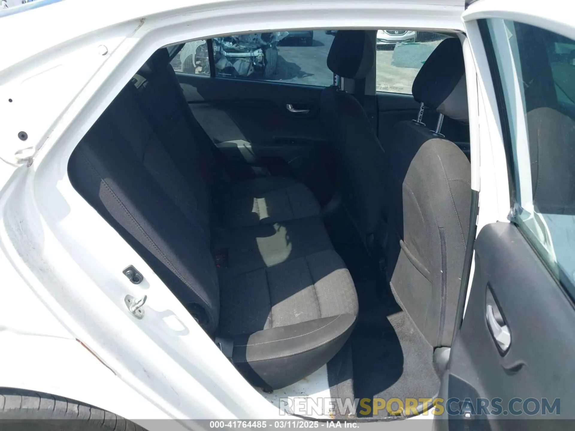 8 Фотография поврежденного автомобиля 3KPA24AB9KE214579 KIA RIO 2019
