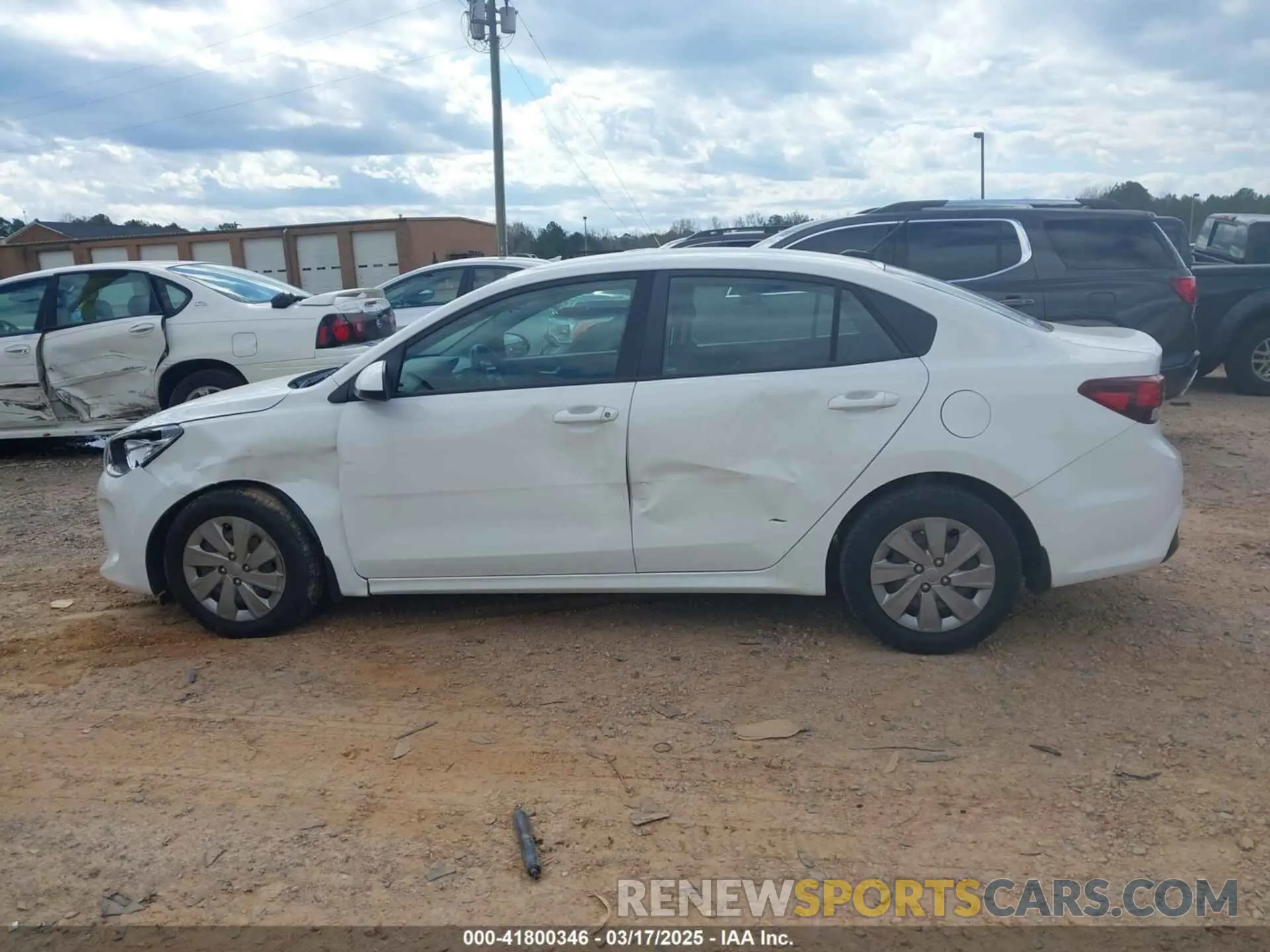14 Photograph of a damaged car 3KPA24AB9KE242768 KIA RIO 2019
