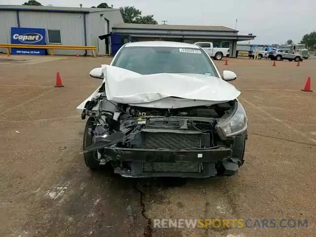 14 Photograph of a damaged car 3KPA25AB3KE214311 KIA RIO 2019