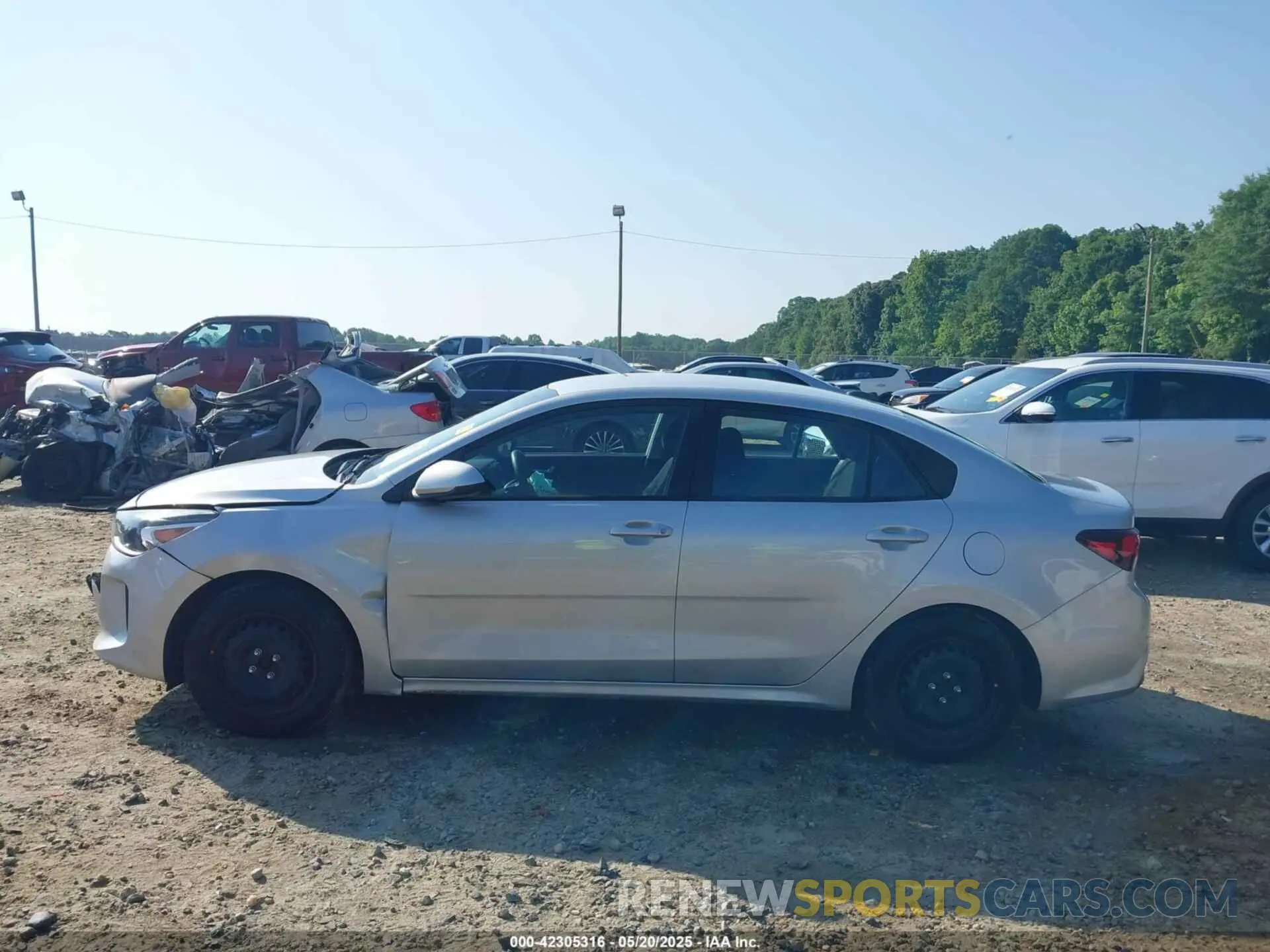 15 Photograph of a damaged car 3KPA24AD0LE286547 KIA RIO 2020