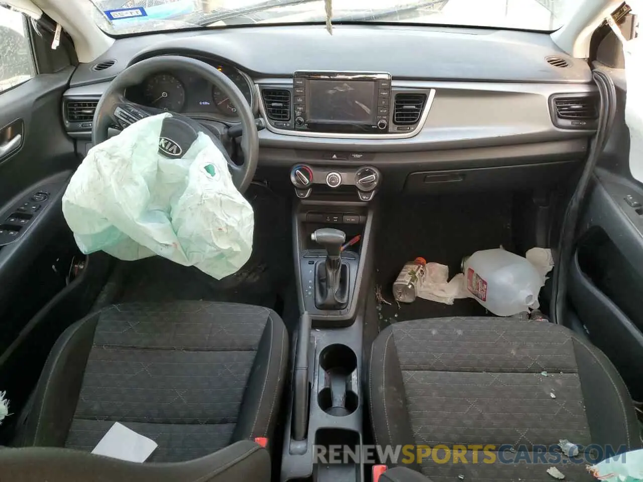 8 Photograph of a damaged car 3KPA24AD0LE343720 KIA RIO 2020