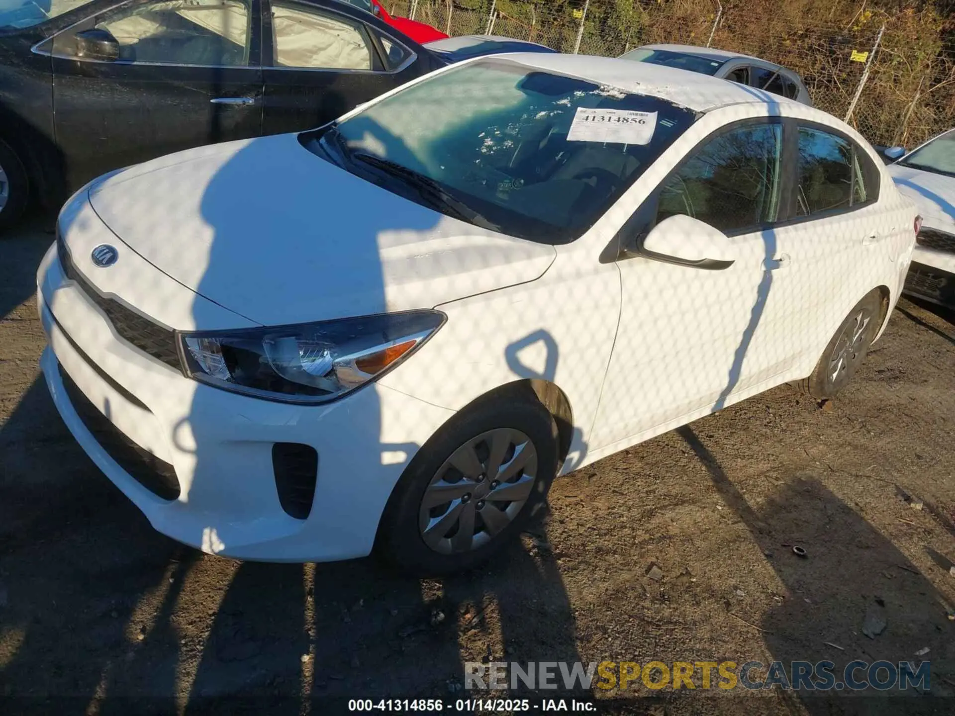 2 Photograph of a damaged car 3KPA24AD1LE260751 KIA RIO 2020