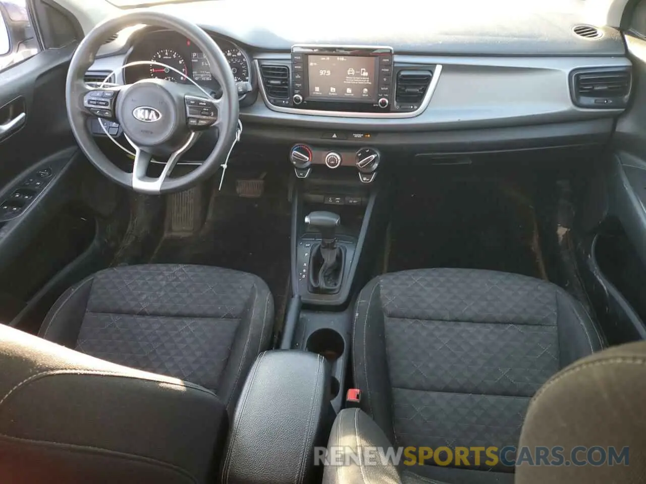 8 Фотография поврежденного автомобиля 3KPA24AD1LE263083 KIA RIO 2020