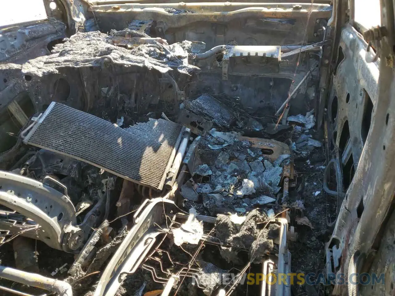 8 Photograph of a damaged car 3KPA24AD1LE282264 KIA RIO 2020