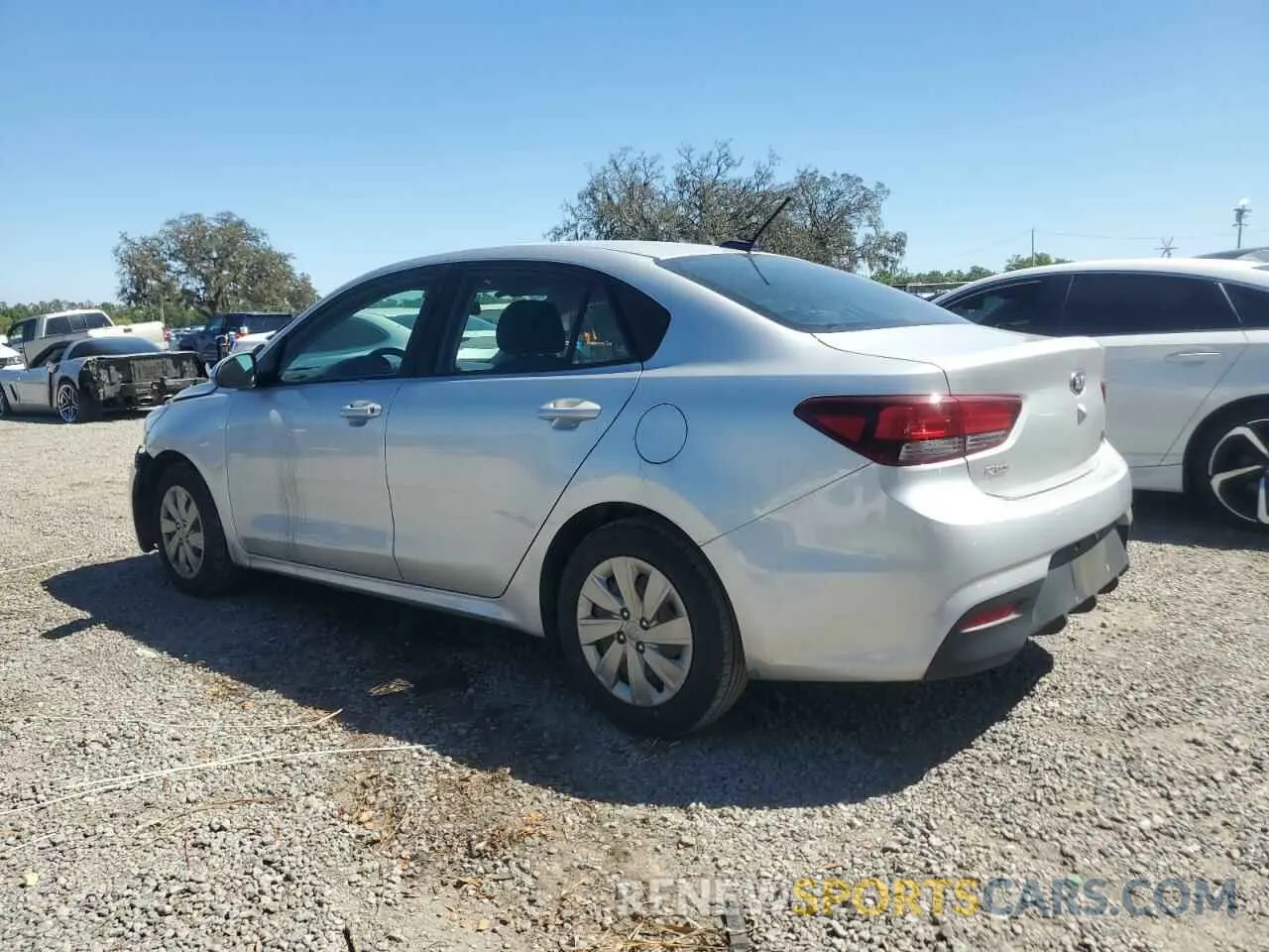 2 Photograph of a damaged car 3KPA24AD1LE284001 KIA RIO 2020