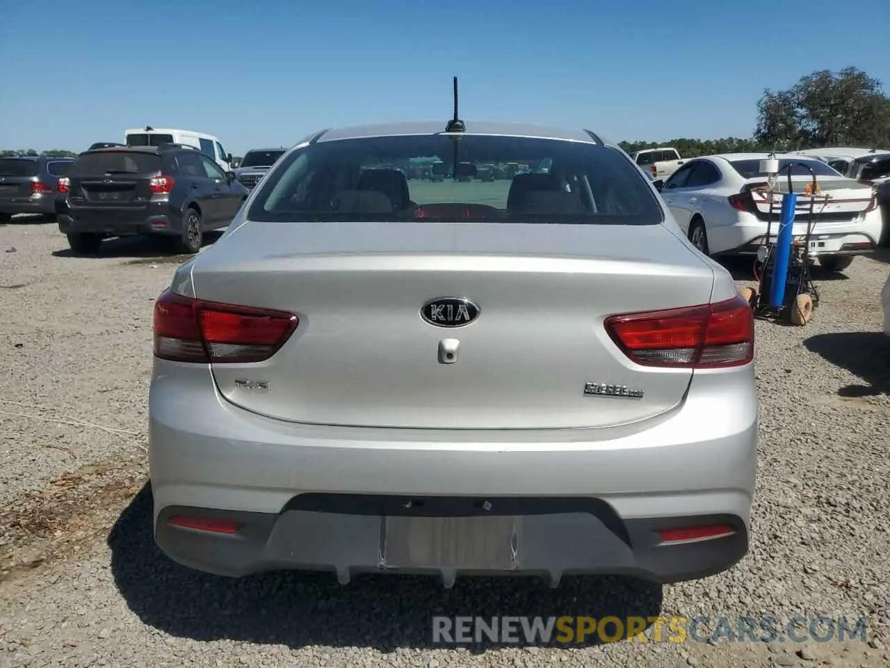 6 Photograph of a damaged car 3KPA24AD1LE284001 KIA RIO 2020