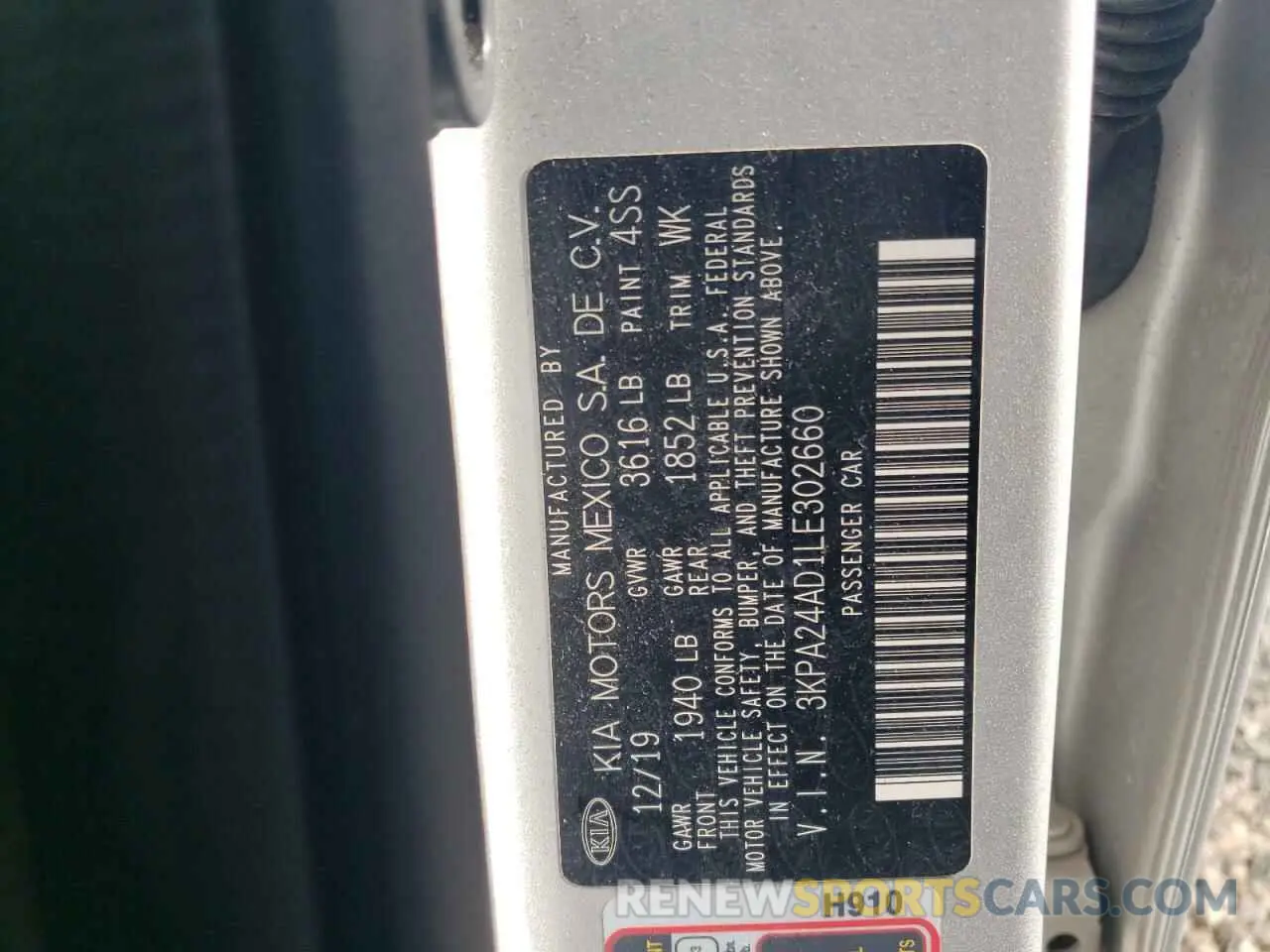 14 Photograph of a damaged car 3KPA24AD1LE302660 KIA RIO 2020