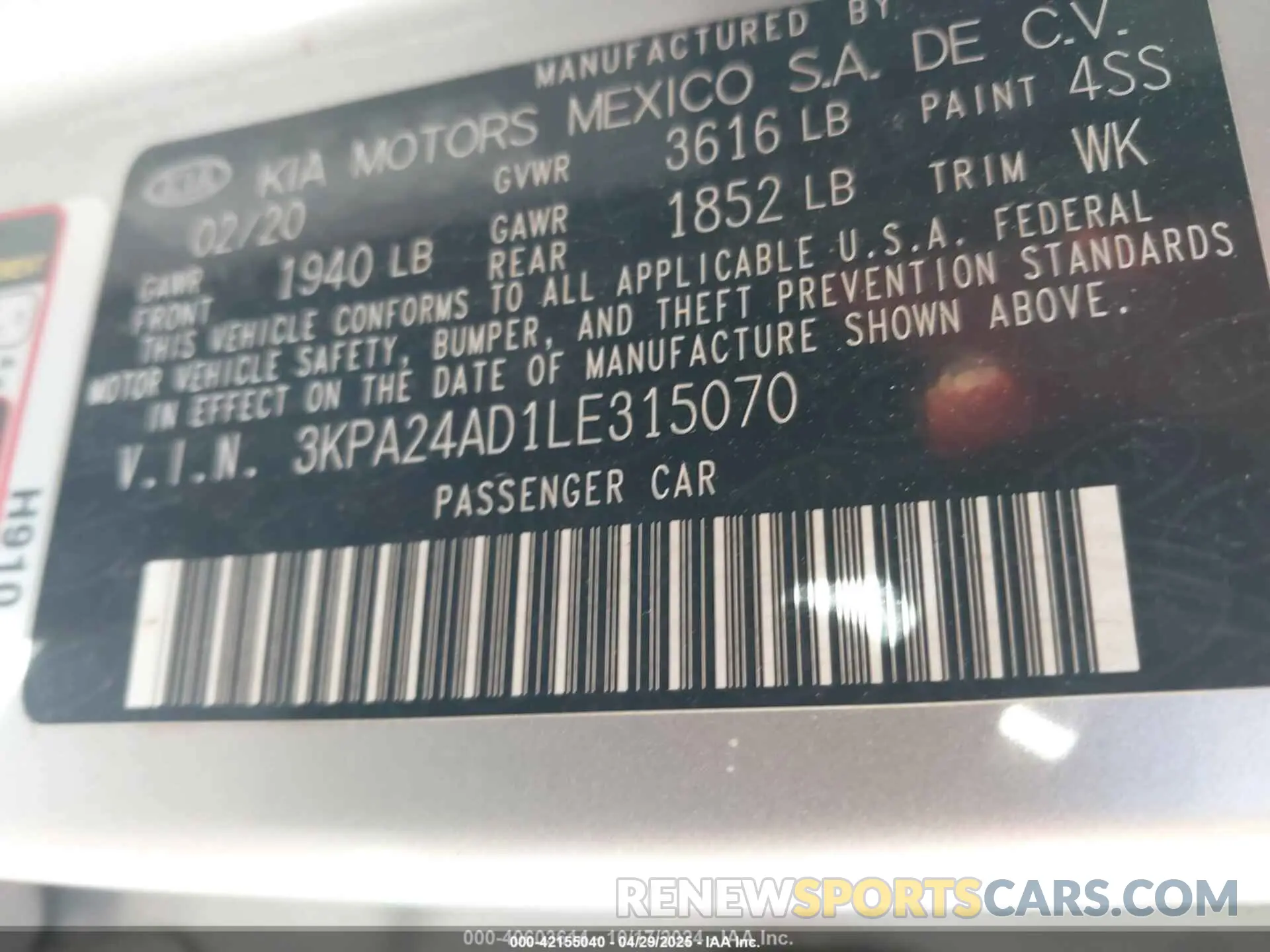 9 Photograph of a damaged car 3KPA24AD1LE315070 KIA RIO 2020