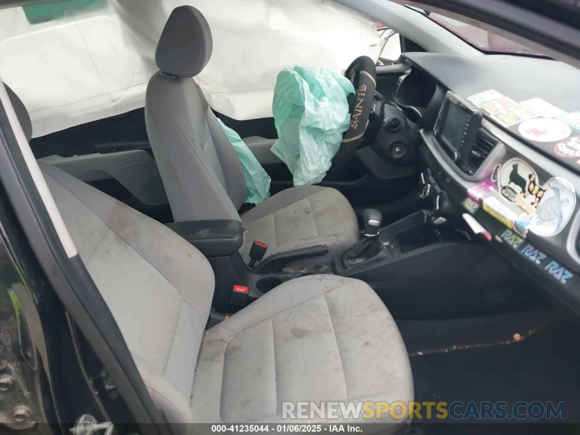 5 Photograph of a damaged car 3KPA24AD2LE319385 KIA RIO 2020